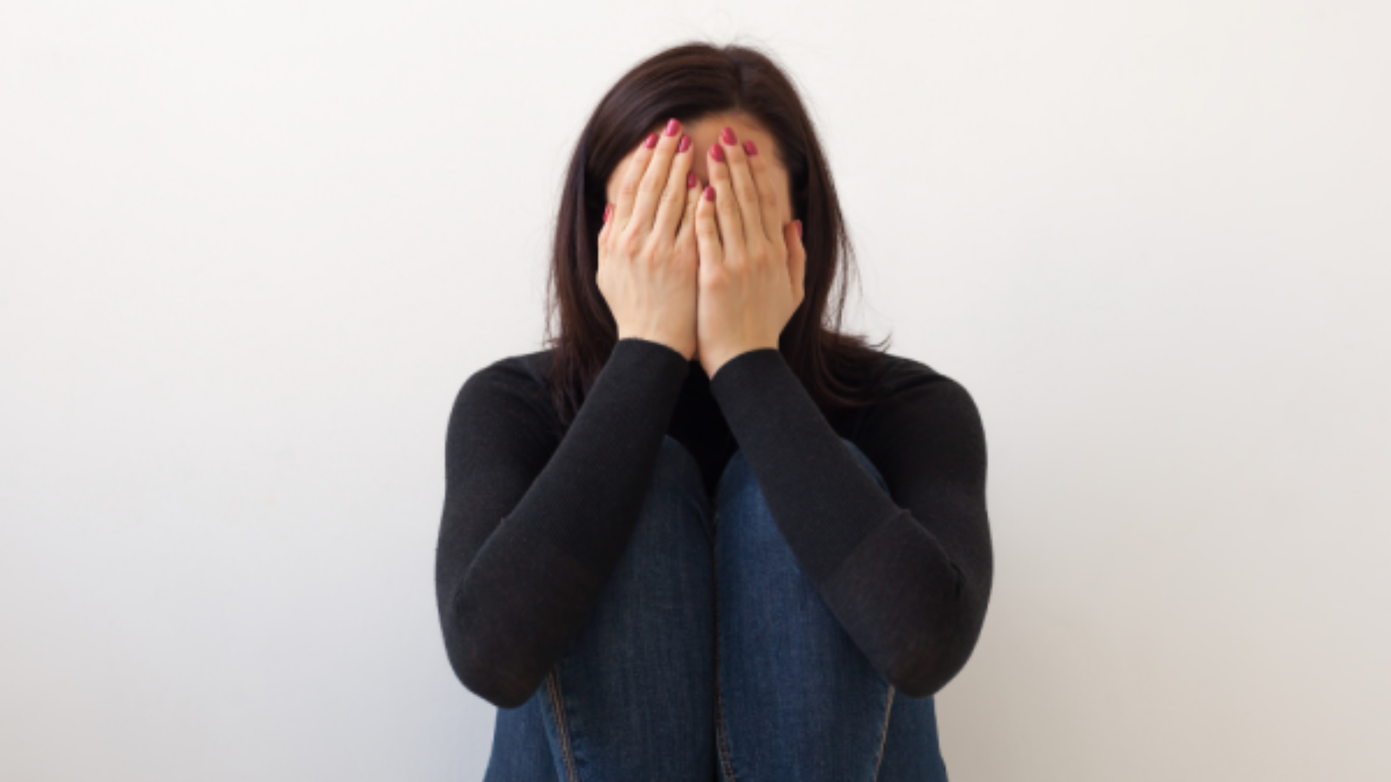 pochemu-my-ispytyvaem-chrezmernyj-styd-600x350-1